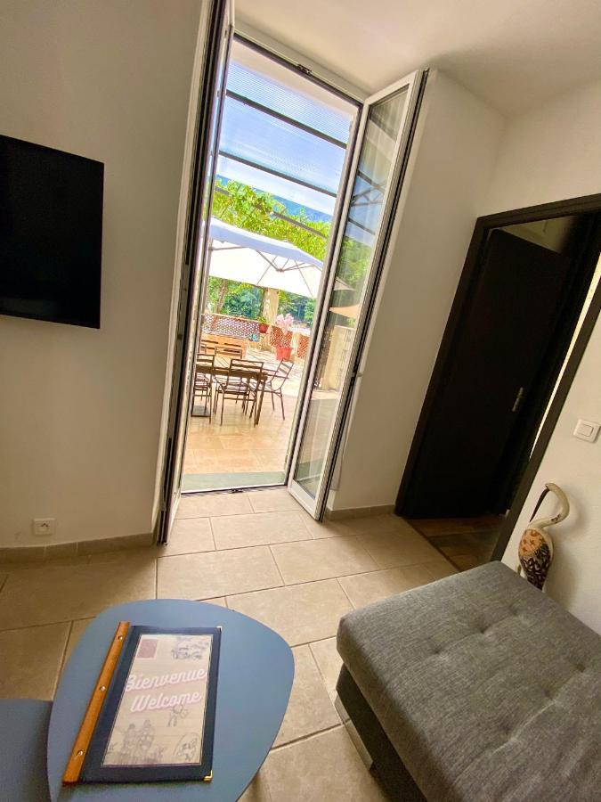 Appartement terrasse vue lac Breil-sur-Roya Extérieur photo